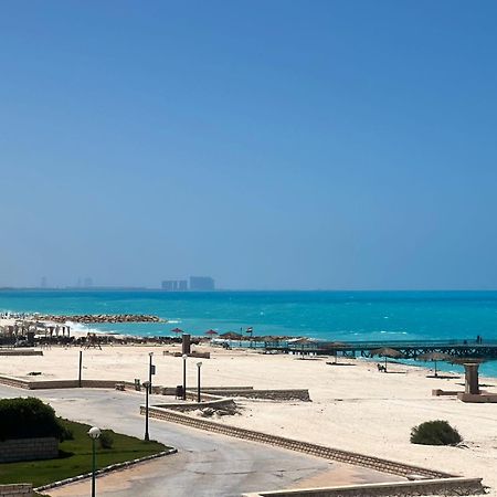 Willa Beachfront Chalet In Green Beach, North Coast El Alamein Zewnętrze zdjęcie