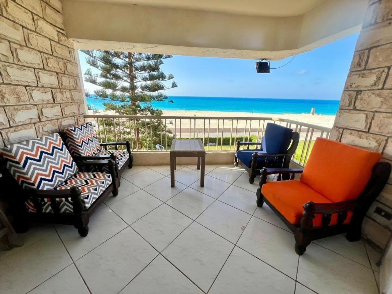 Willa Beachfront Chalet In Green Beach, North Coast El Alamein Zewnętrze zdjęcie